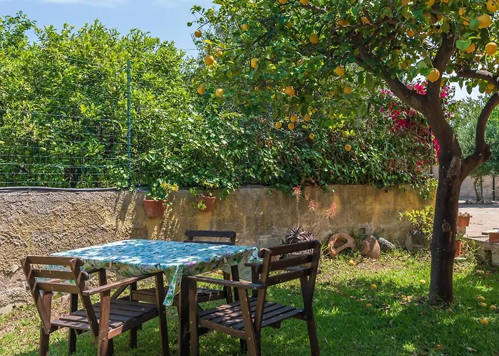 Casale Siculo Feriehus *